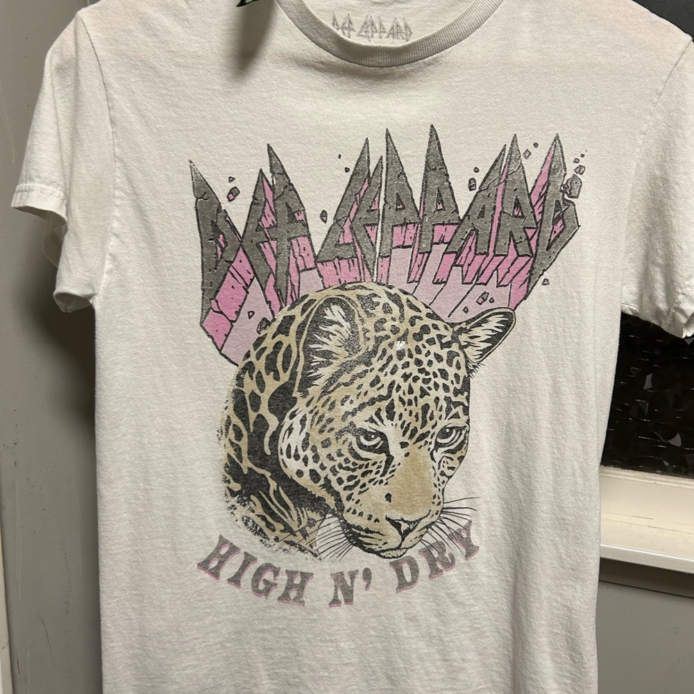 Def Leppard - High And Dry/On Through The Night - 2023 Print Shirt Size XS